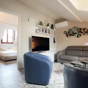  Appartement Comecasa 10 Minutes Walk From Duomo 2 Bedroom Italie